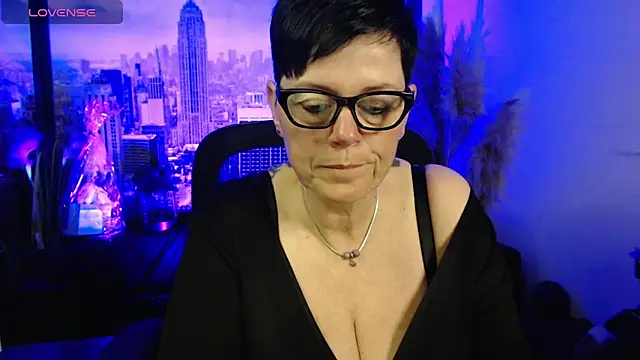 ninarandmann 网络视讯表演