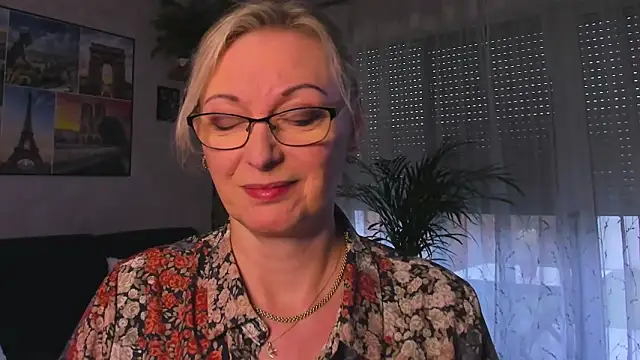 vanessa_chat: вебкам-шоу