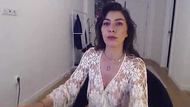 Rebecaburns' Live XXX Chat