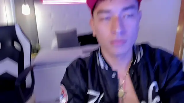 دردشة Thiago_2003_ الجنسية المباشرة