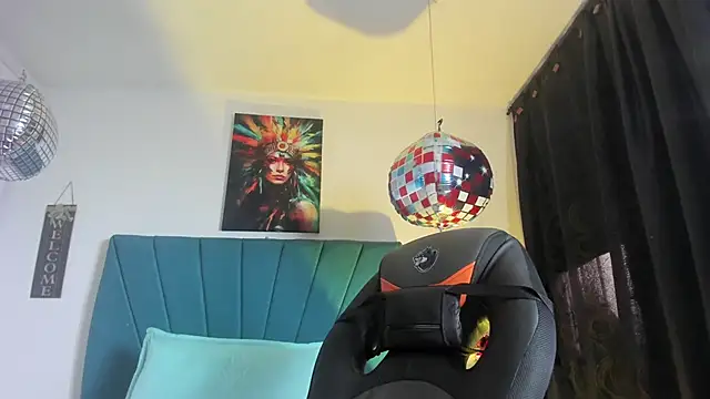 Ariel_star1 élő XXX-chatje