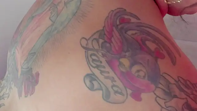 Reginavegaa's Live XXX Chat