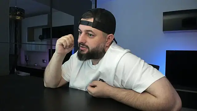 Chat +18 de DravenPeak ao vivo