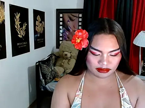 TSbrianaHugeCock 웹캠 쇼