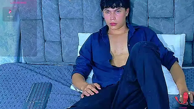 Dantekent Adlı Modelin Web Kamerası Şovu