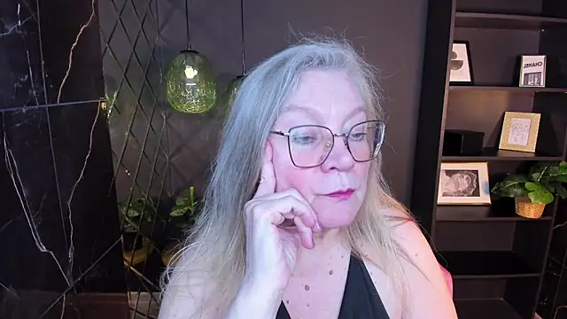 XXX chat uživo modela NataliMellow