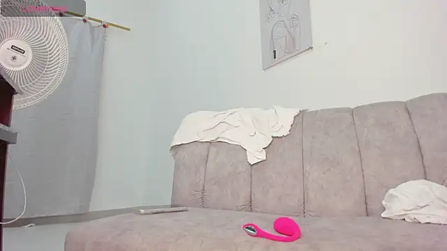 velvetluna_'s Live XXX Chat