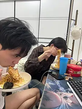 RaTnT 现场XXX聊天