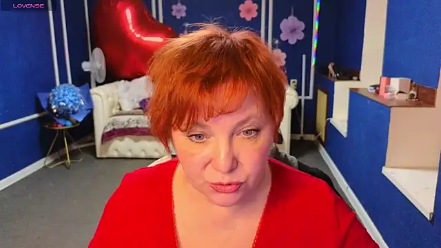 Kira_Kingslee's Live XXX Chat