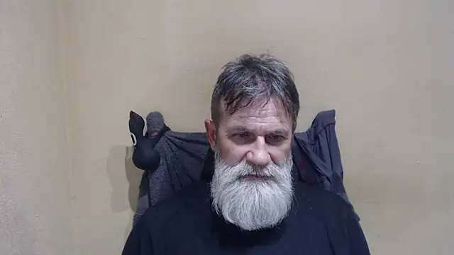 AlexNudo Show in webcam