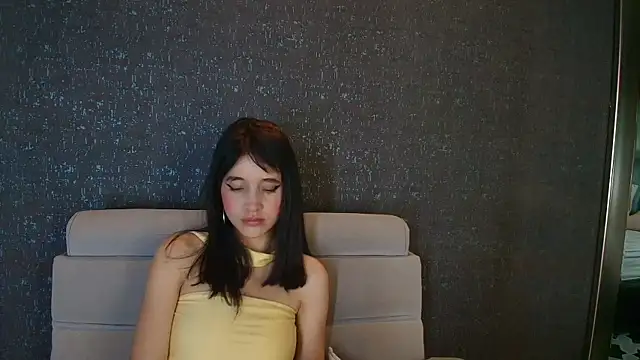 Chatroom XXX en direct de MeganR_