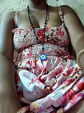 SRIDEVITELUGU91's Live XXX Chat