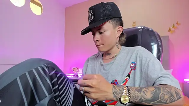 Chat +18 de Nascary_Fox ao vivo