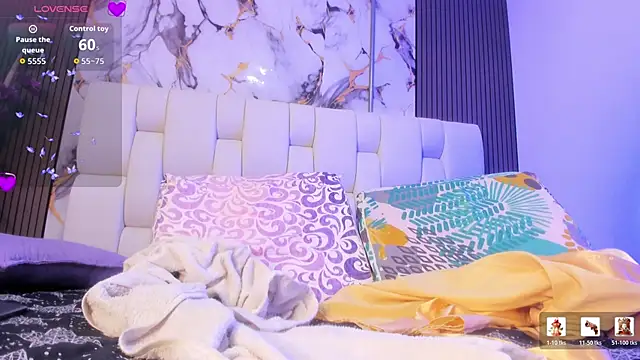 Pokazy przed kamerką – alisstarr