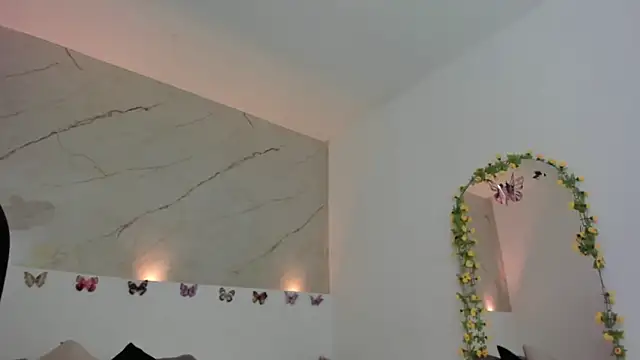 pretty_ariieln Webbikameraesitys