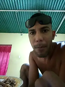 UnreadyChutzpa 现场XXX聊天