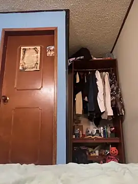 ImCrazzy élő XXX-chatje