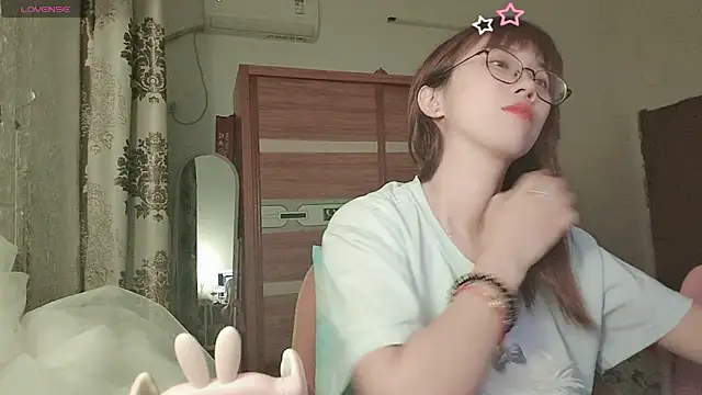 Lili_666 Chat XXX in diretta