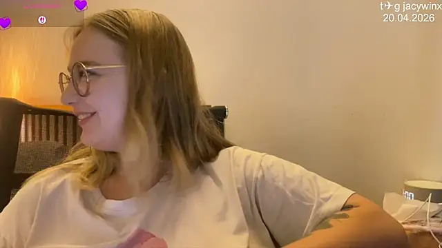 JacyWinslatのライブXXXチャット
