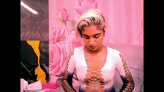 Chat +18 de indian_barbie ao vivo