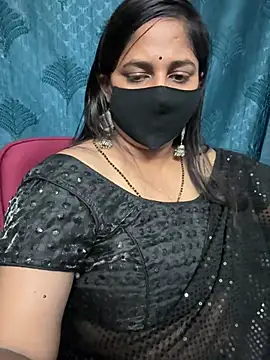 Hot_Girl_AishwariyaのライブXXXチャット