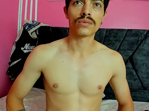 taylor_Stele Webcam Show