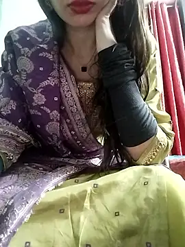 Noor_Darliing Chat XXX in diretta