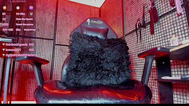 NAILAHARD – Kamerová šou