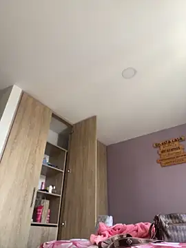 دردشة Katy_RoseX الجنسية المباشرة