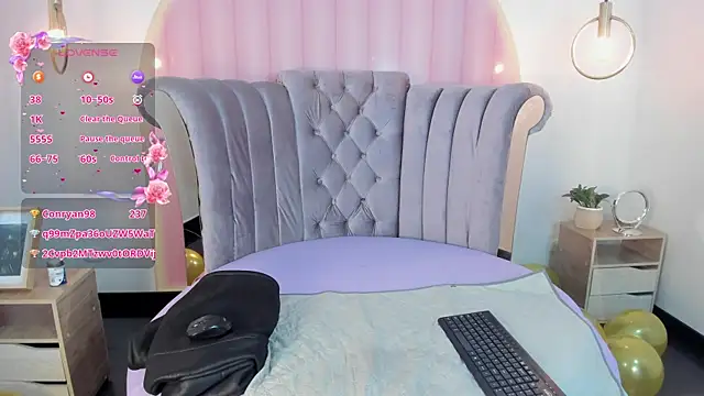 DAKOTA_SAKURA Chat XXX in diretta