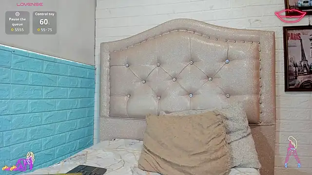 LITTLE-NESSA Live XXX-Chat