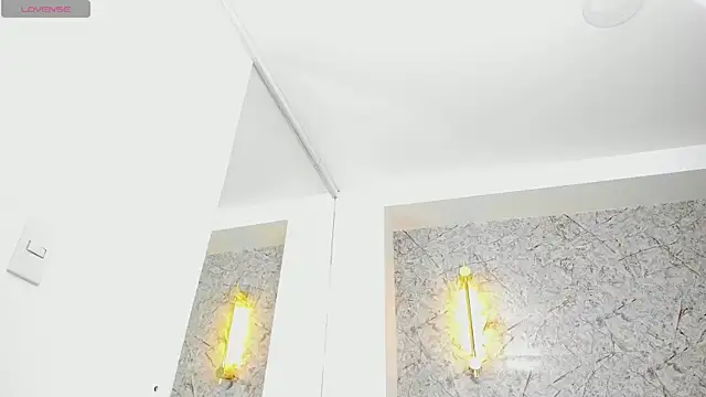 linda_cooper_'s Live XXX Chat