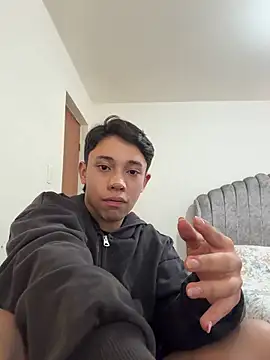 Noah-ledom Webcam-Show