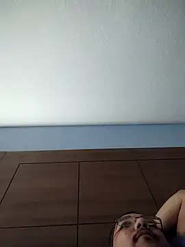 Show Webcam de cloudy-couple