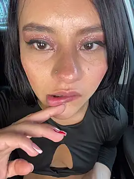 Candy-firee: онлайн-секс-чат