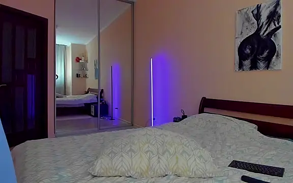 ErikaYoungs' Live XXX Chat