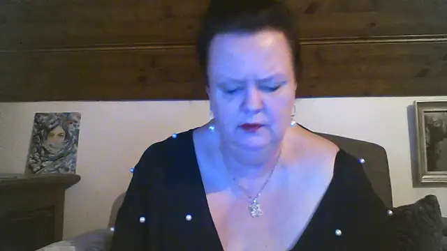 TiffanyMature's Live XXX Chat