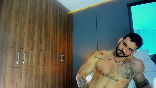 Chat +18 de massimo_visconti ao vivo