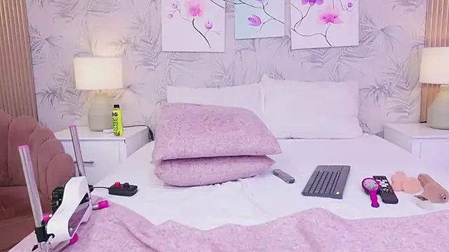 Chatroom XXX en direct de EmmaLeens