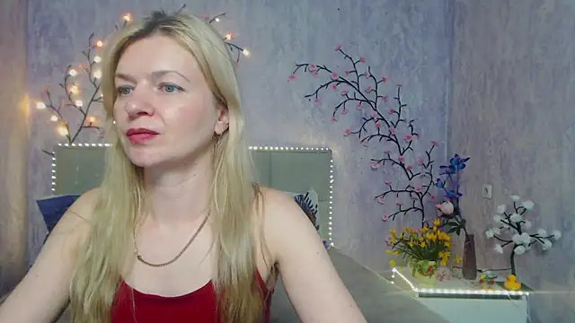 MelissaTyler 即時 XXX 聊天