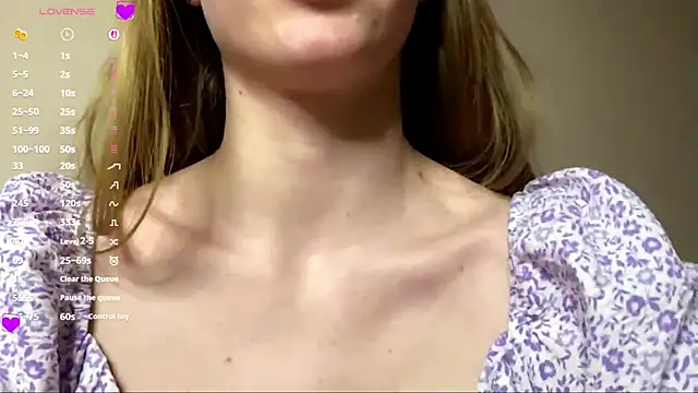 Viktoria_Vibes élő XXX-chatje