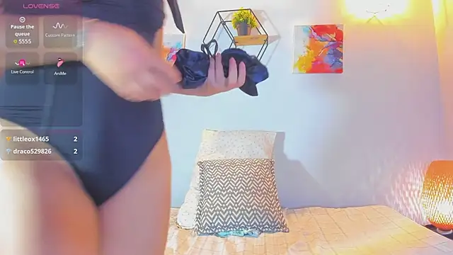 XXX chat uživo modela cristalqueen21