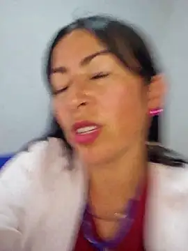 JustSamantha_ Show in webcam