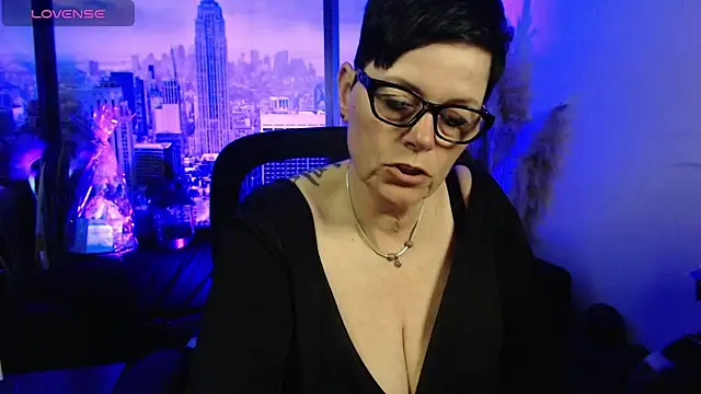 ninarandmannのライブXXXチャット