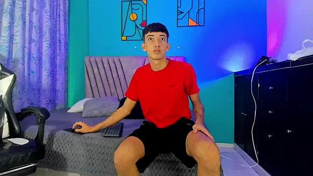 Maikol_Ortiz 现场XXX聊天