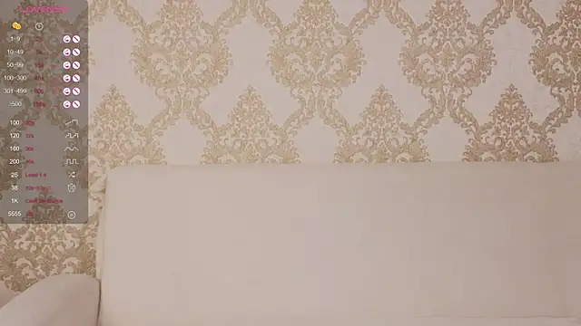 foxy_bloomm élő XXX-chatje