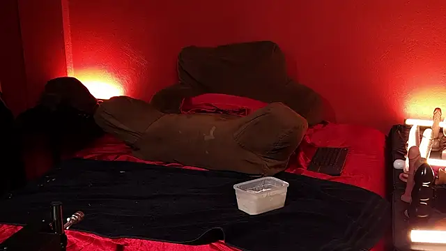 XXX chat uživo modela JenniferCD