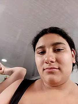 Sara_y_Amy live XXX chat