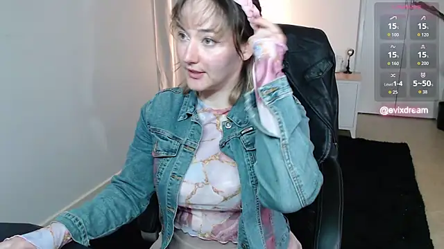 XXX chat uživo modela Crystal-dreamt