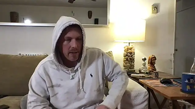 9VOLTT Chat XXX in diretta